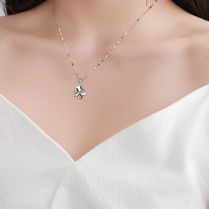 卡蒂罗四叶草项链