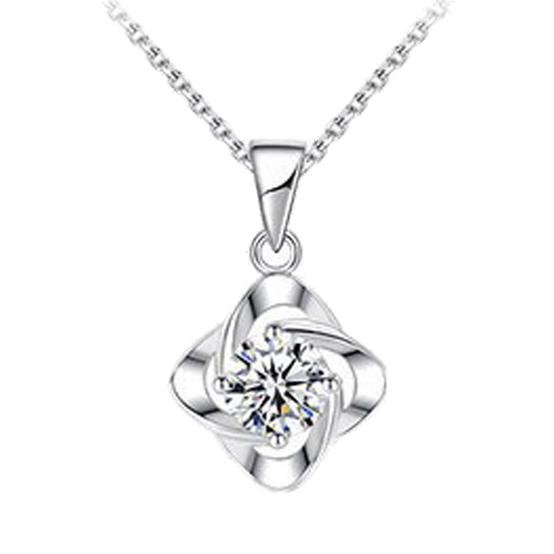 鑫铂尼四叶草莫桑钻石项链