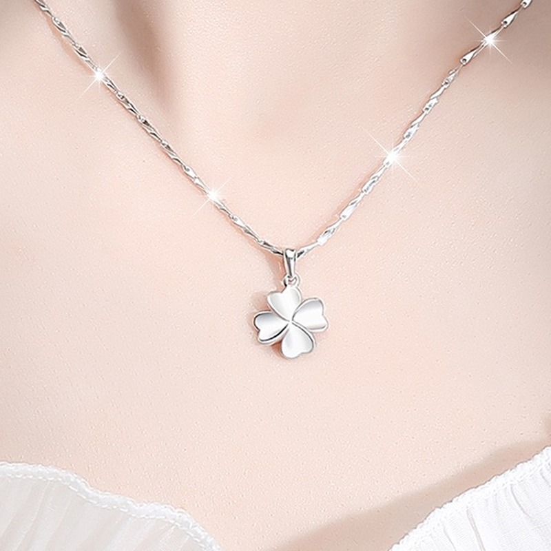 圣雅罗足银四叶草项链