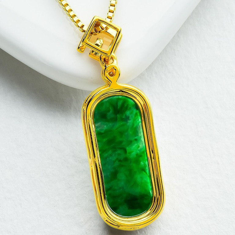 玉萌色平安无事牌吊坠