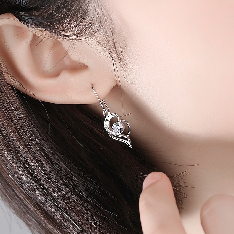 圣雅罗 精致优雅耳饰