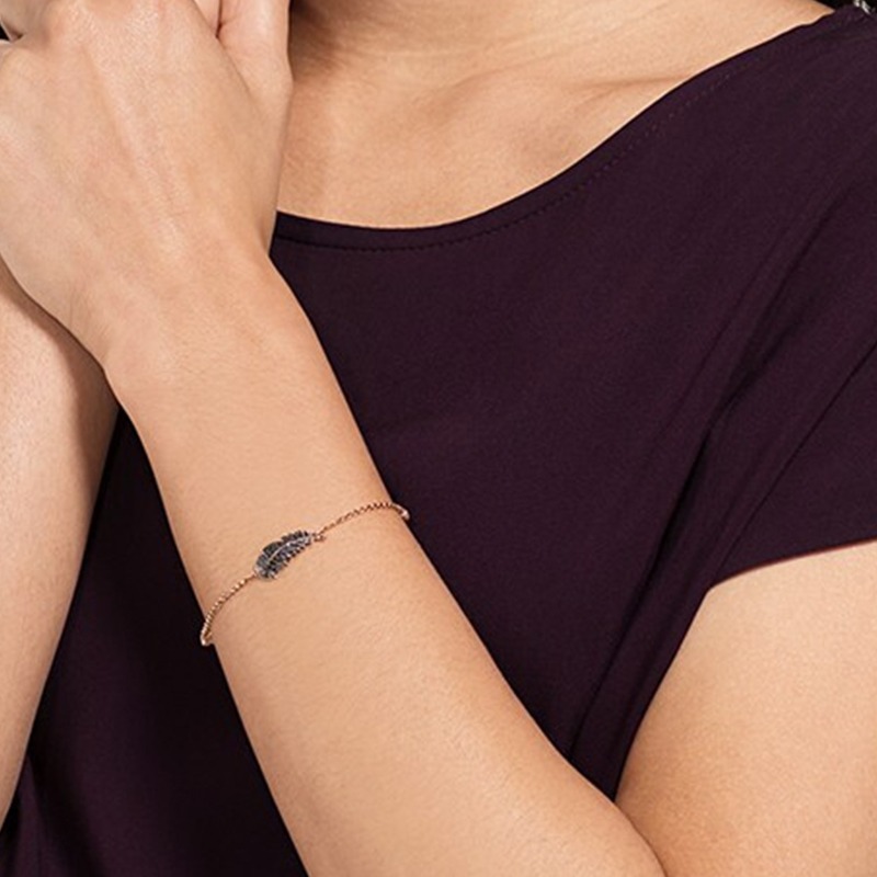 SWAROVSKI 时尚手链