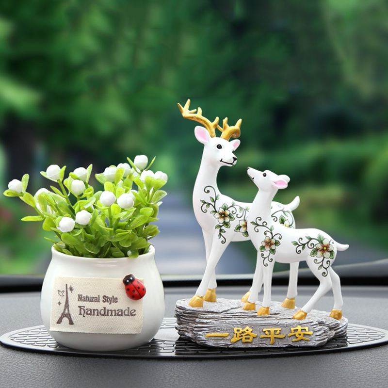 璐艺恺 小鹿车载摆件