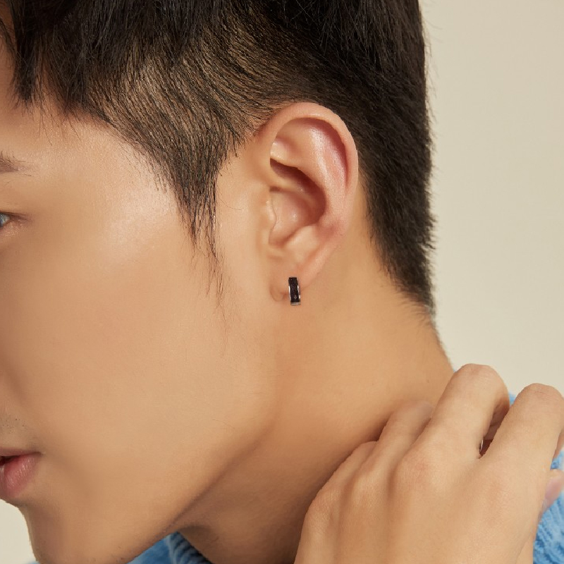 卡蒂罗潮流酷炫耳饰