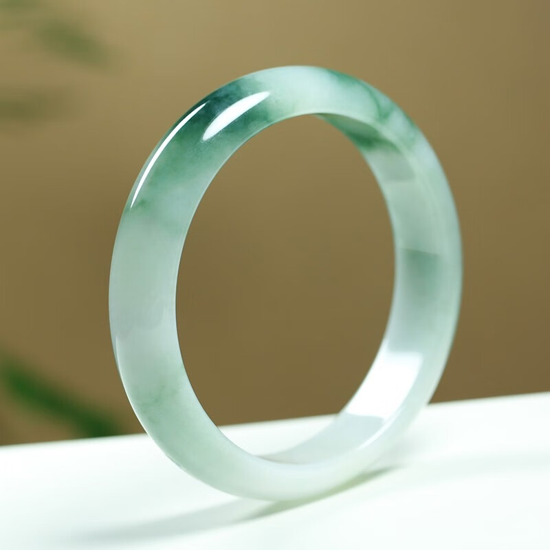 印象眸 飘花圆条 翡翠手镯