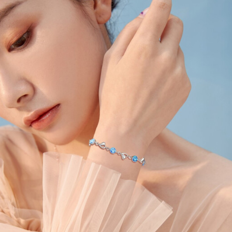 银千惠 蓝色宝石镶嵌手链