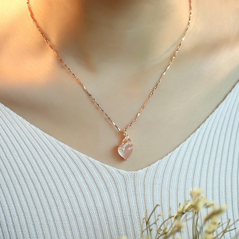 瞩目通透莹润女士银饰锁骨链