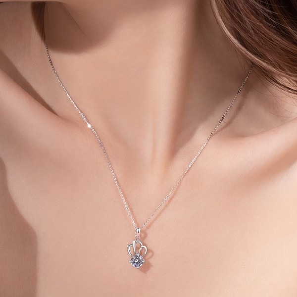 花影 皇冠莫桑钻石铂金项链