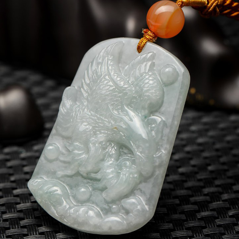 七彩云南 大鹏展翅翡翠吊坠