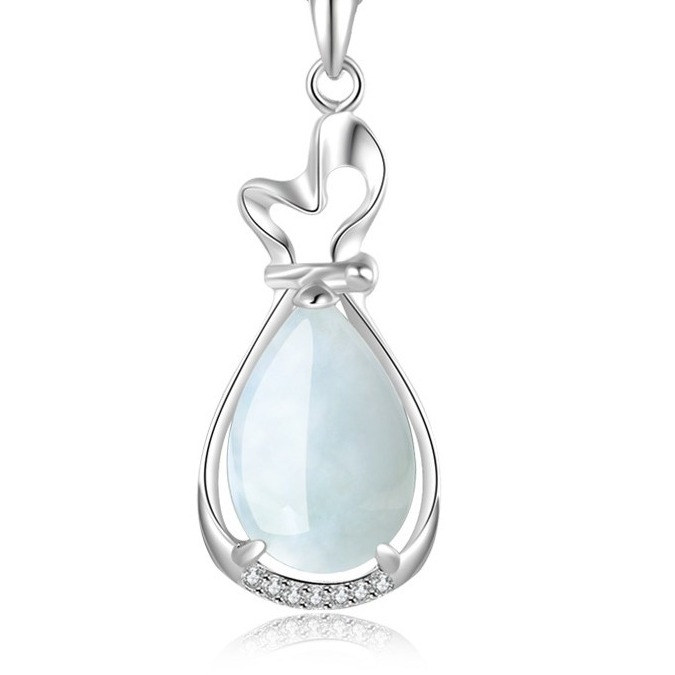 劳梭 镶嵌玉石翡翠吊坠