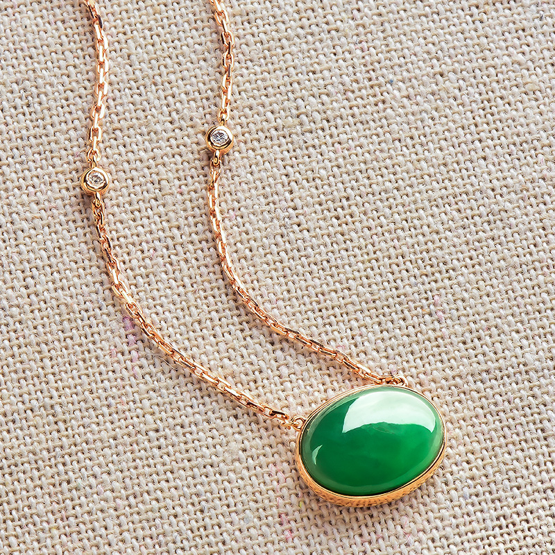 绿翠玉楼 翡翠蛋面项链