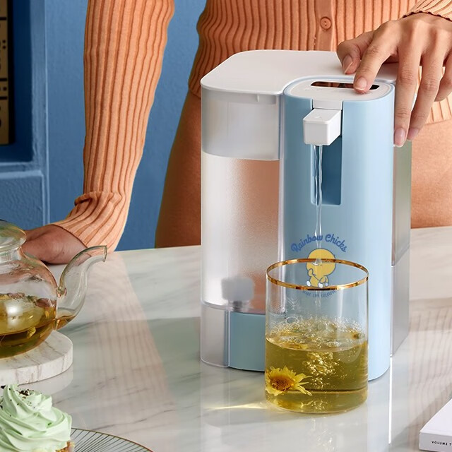 飞利浦小巧便携饮水机