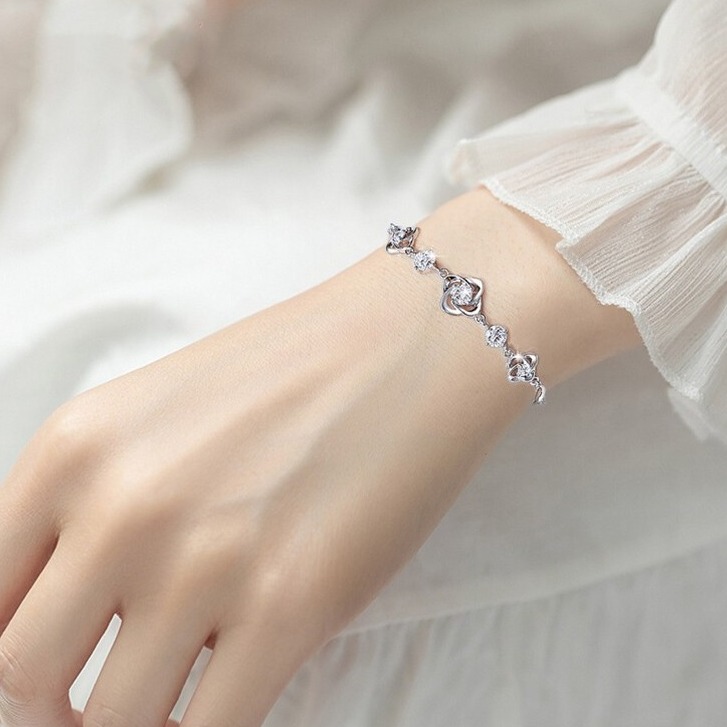 唯一四叶草999足银时尚手链