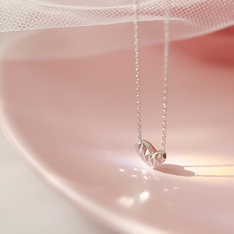 伊黛儿立体双面爱心精美锁骨链