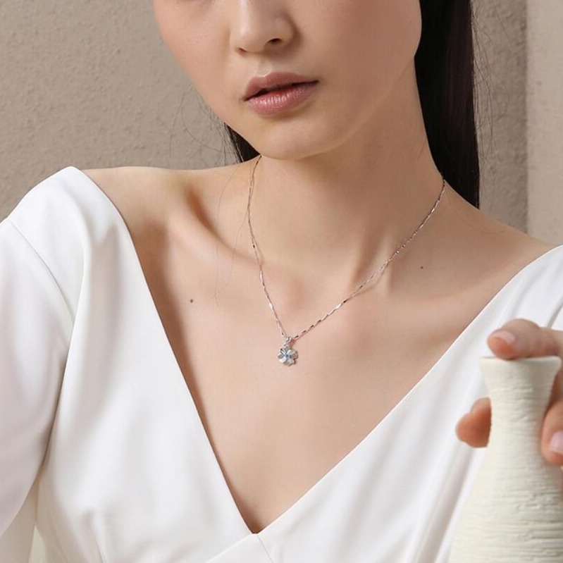 卡蒂罗四叶草银项链