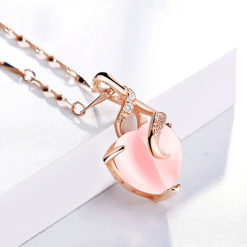 瞩目简约大方精美锁骨链