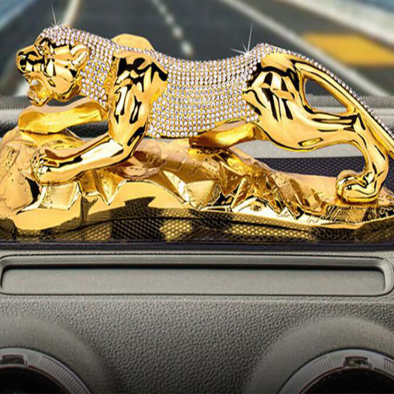 宾奴 金钱豹 汽车摆件