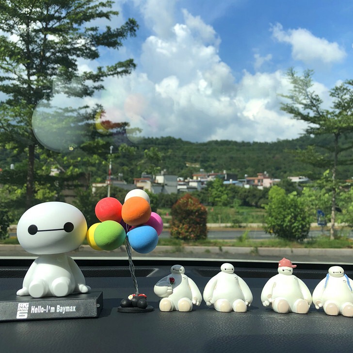 锡曼尘 卡通摇头公仔汽车摆件