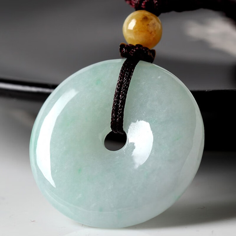 曼丽翠 儒雅翡翠平安扣吊坠