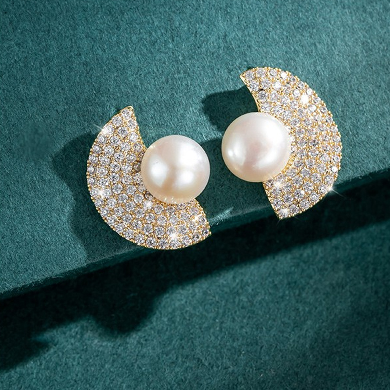 Qlady 甜美珍珠耳饰