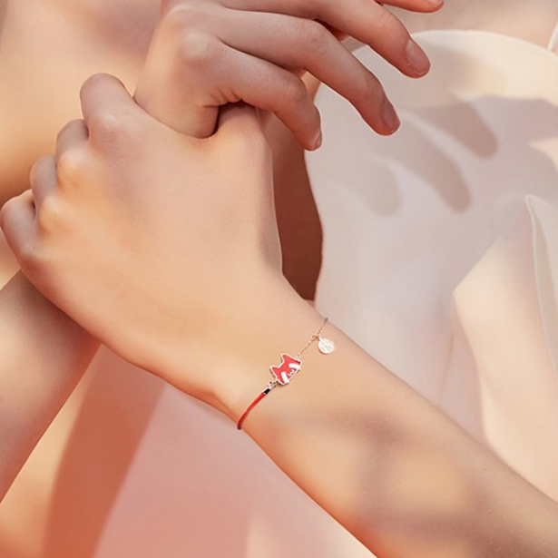 卡蒂罗精美礼盒手链