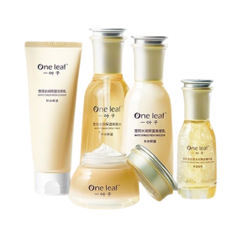 一叶子 细致毛孔滋润护肤套装
