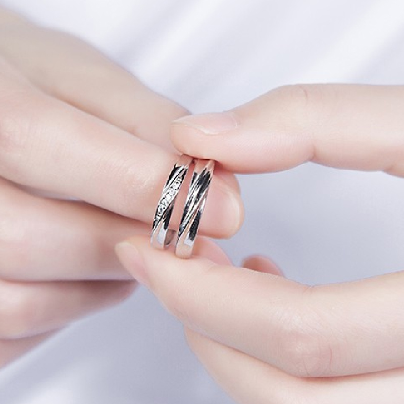 卡蒂罗亲肤不过敏戒指