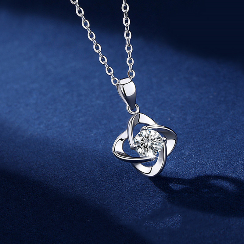 冠带莫桑钻时尚精美锁骨链