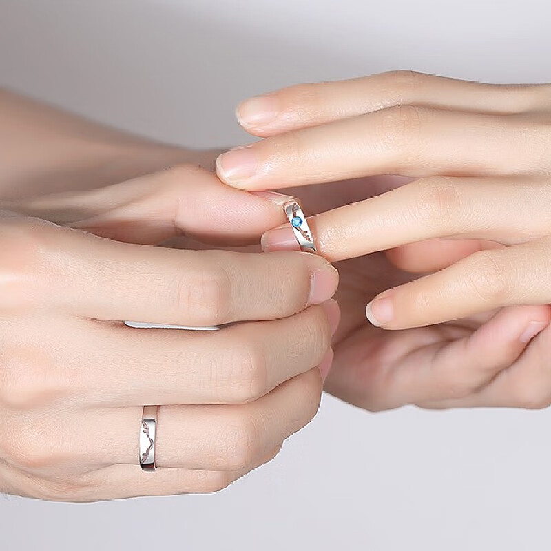 圣雅罗开口戒指