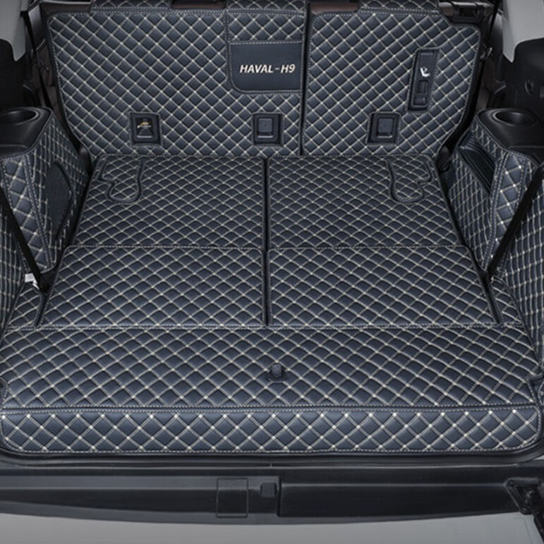 凌航全包黑米色后备箱垫