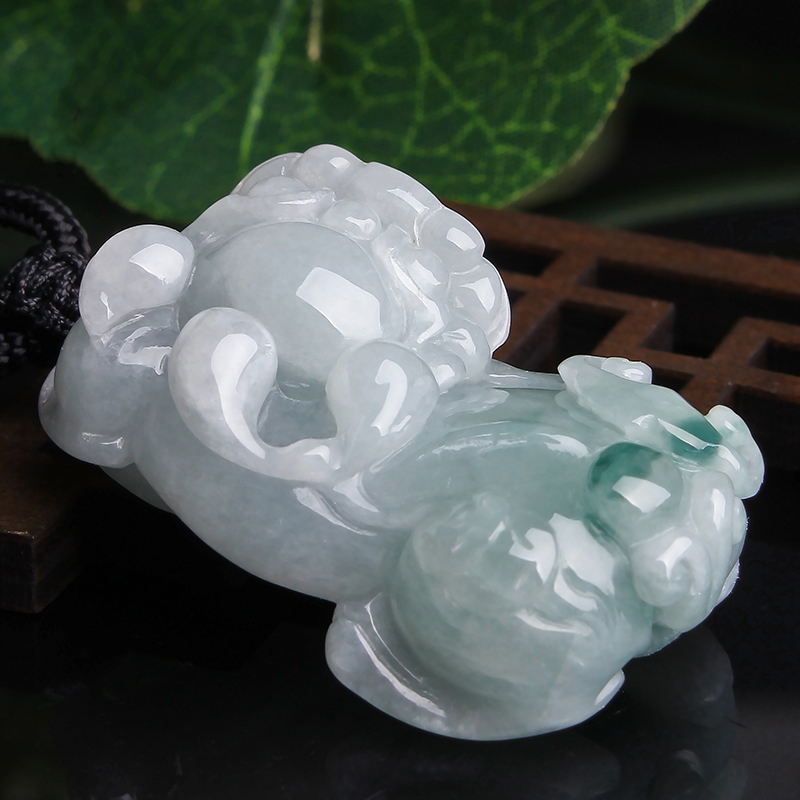 百博 霸王貔貅翡翠吊坠