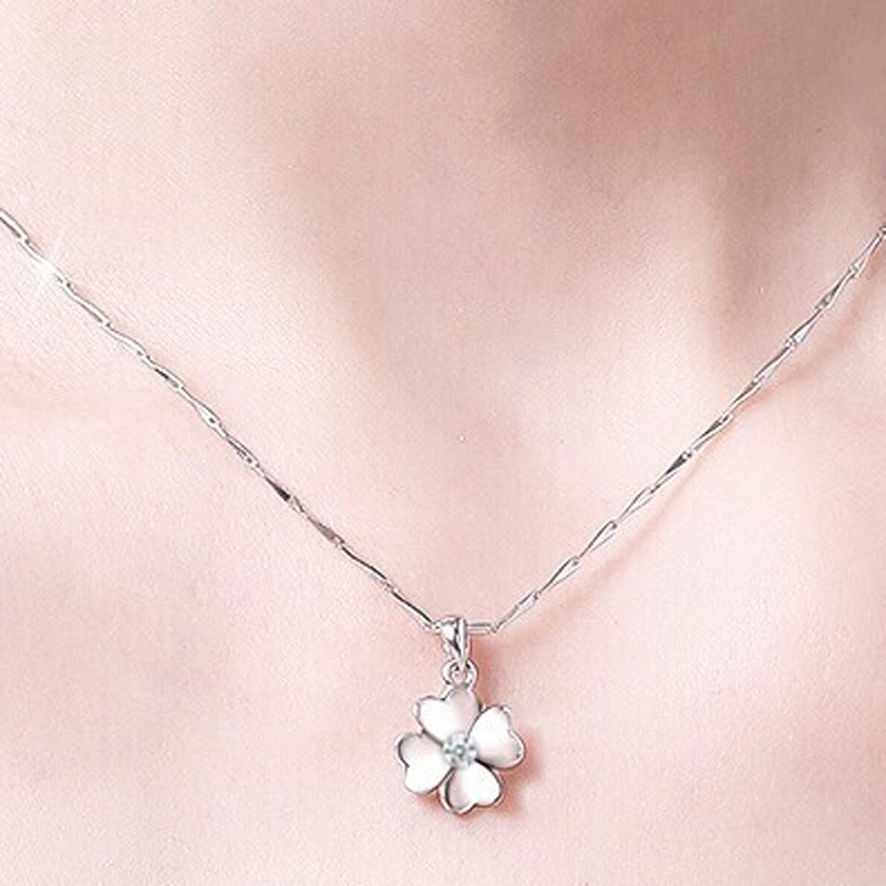 卡蒂罗 爱心四叶草 项链