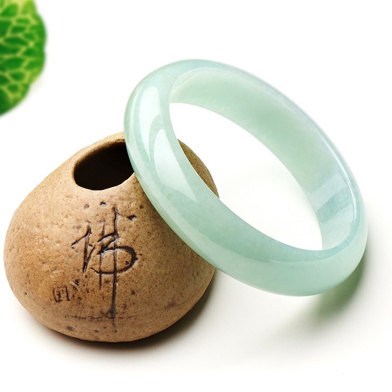 玉乡情 光滑精美 手镯