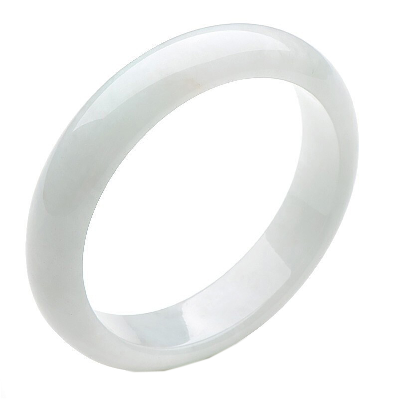 可玉可求 淡绿色翡翠手镯