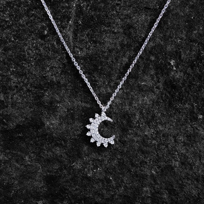 APM Monaco 银月项链