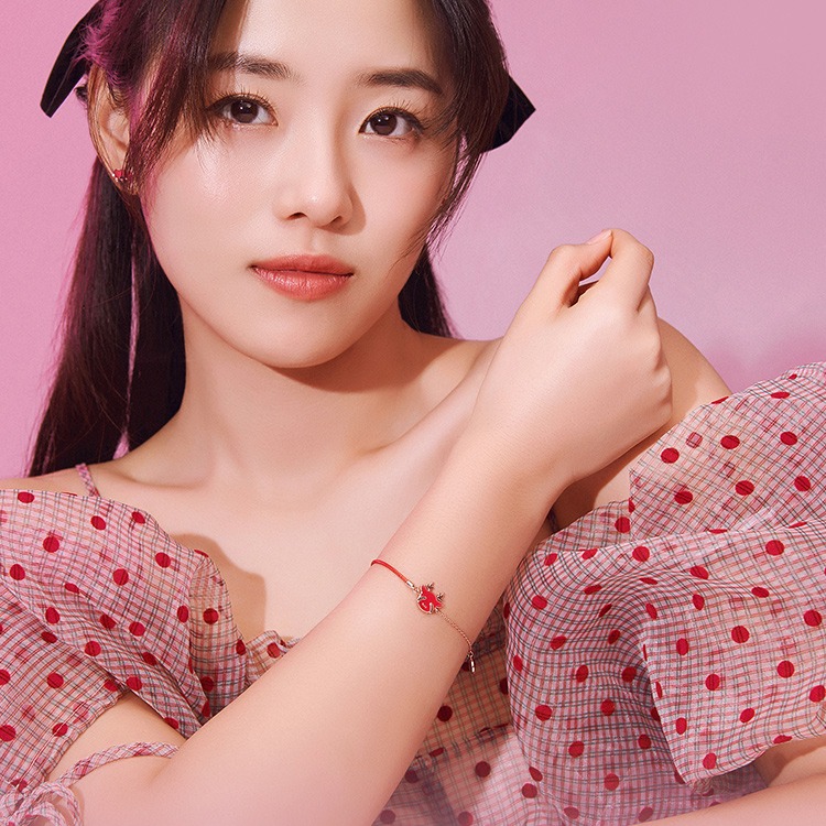 I&U 小巧甜美手链