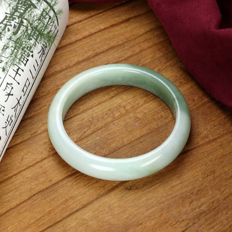 玉有情 翡翠舒适 手镯