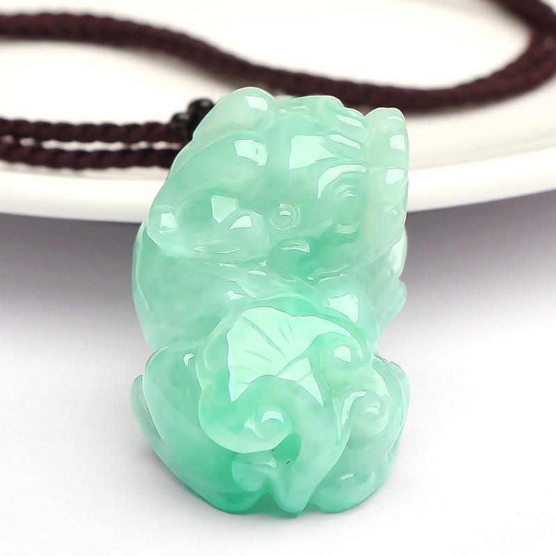 祥祯福 发财顺手貔貅翡翠吊坠