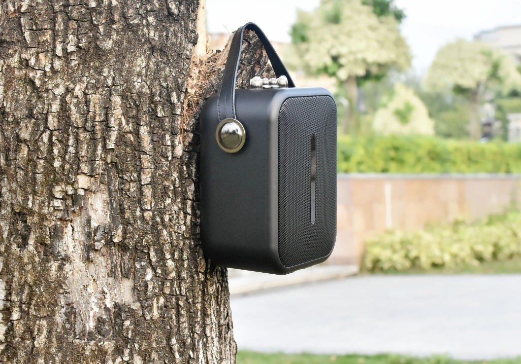 小体积大能量唱响生活节奏,艾特铭客M18蓝牙K歌音响-JinMo之家