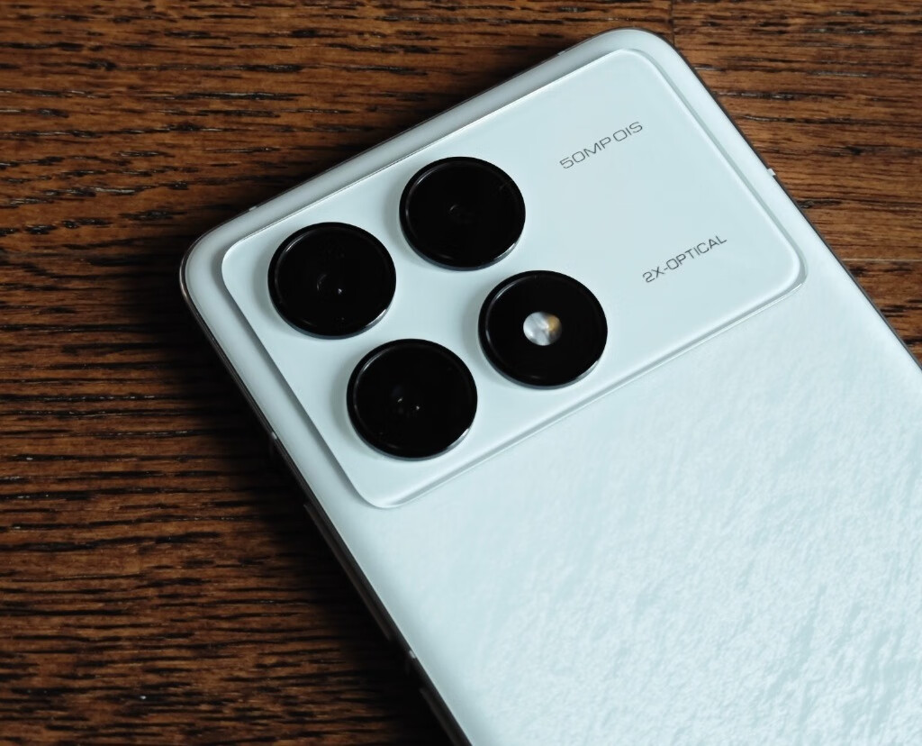 Redmi K70搭载二代骁龙8，金属边框配直屏，又是一款成功机型