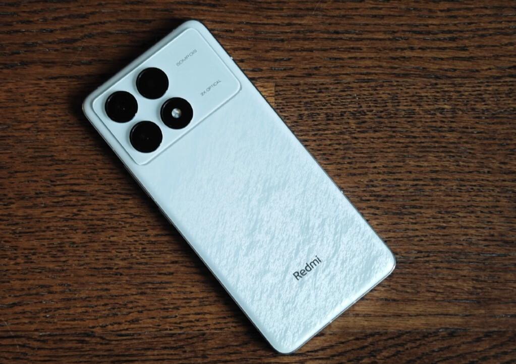 Redmi K70搭载二代骁龙8，金属边框配直屏，又是一款成功机型