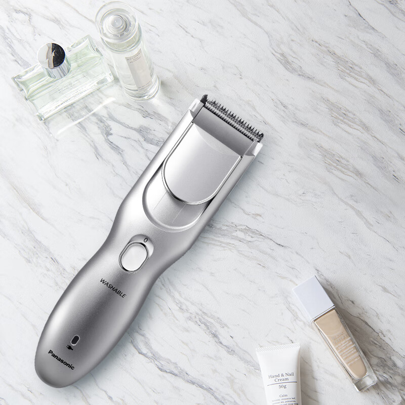 松下 刀头可水洗 电动理发器