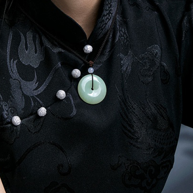 周大生 光面圆扣 翡翠吊坠