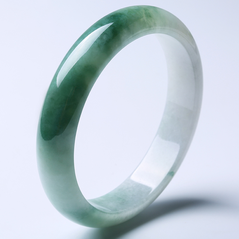 净心石 内平外弧翡翠手镯