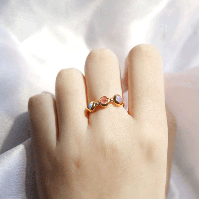 伊黛儿 草莓晶戒指