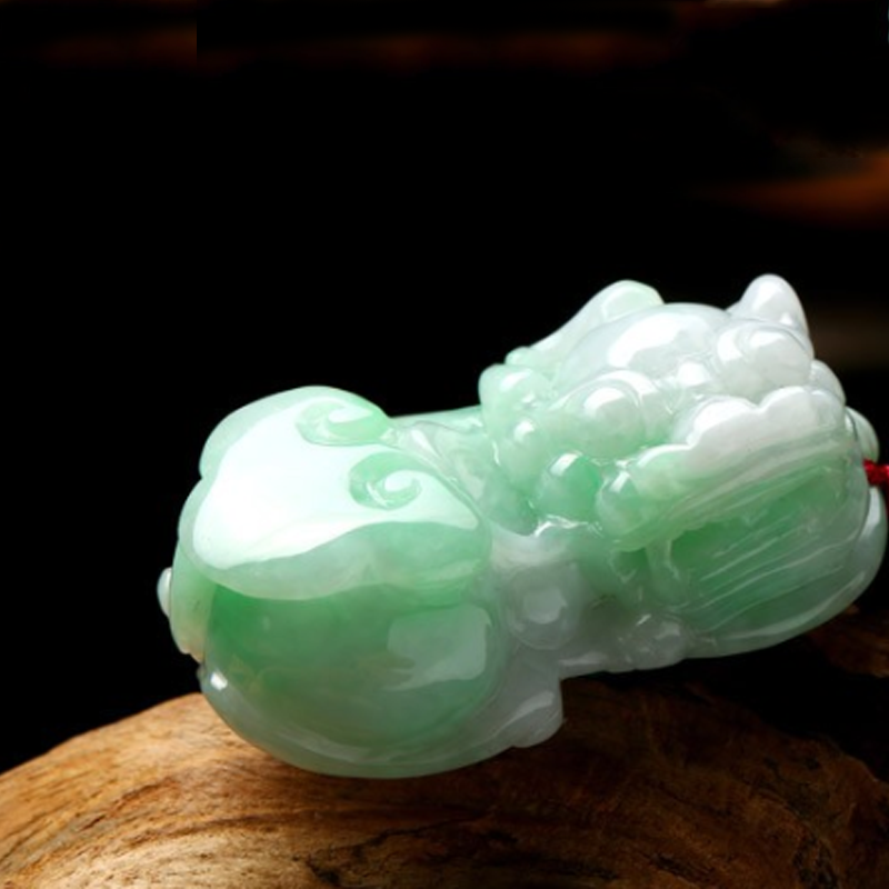 七彩云南 貔貅翡翠吊坠