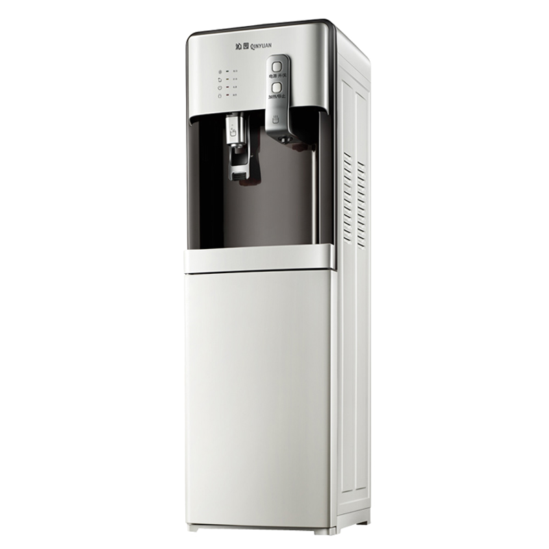 沁园 即热式饮水机