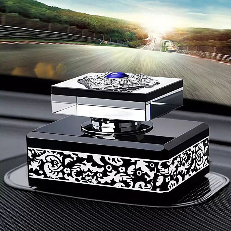 方匀 小巧 车载香水