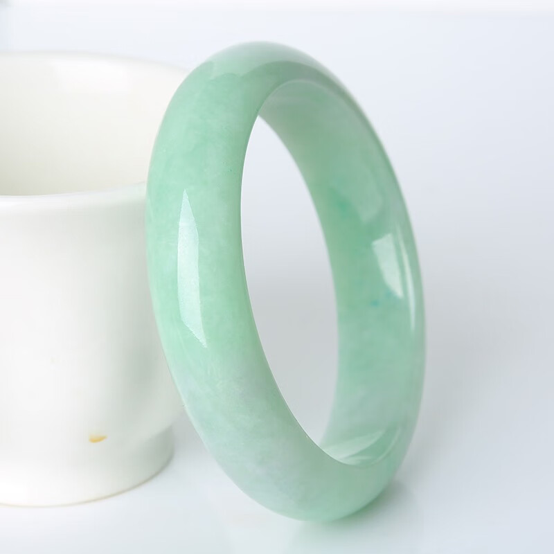 影享 内平外弧翡翠手镯