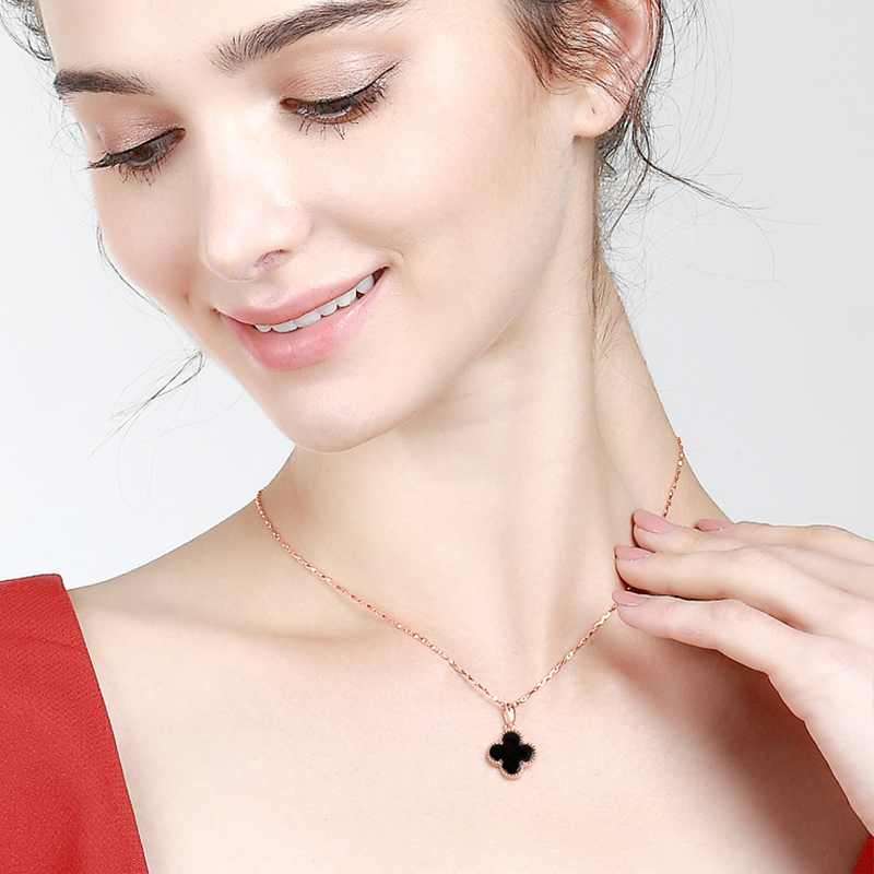 法蔻 小清新四叶草项链